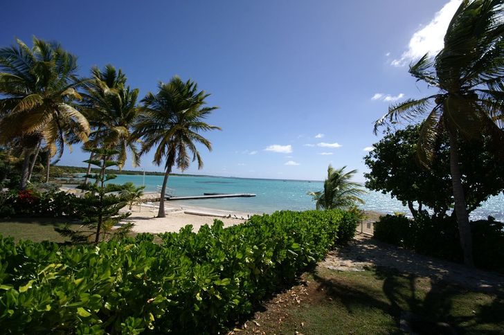 Villa Blanche 3 chambres, le luxe devant le lagon à 180° plage (cliquez)