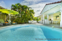 Villas de luxe au bord du lagon de Saint François en Guadeloupe