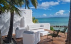 5Villa Luxe Carib 5 chambres, le prestige les pieds dans l'eau en Guadeloupe