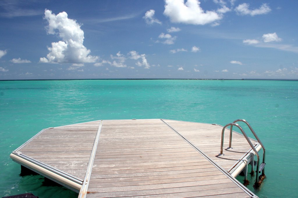 Détail ponton privé des villas de luxe en Guadeloupe
