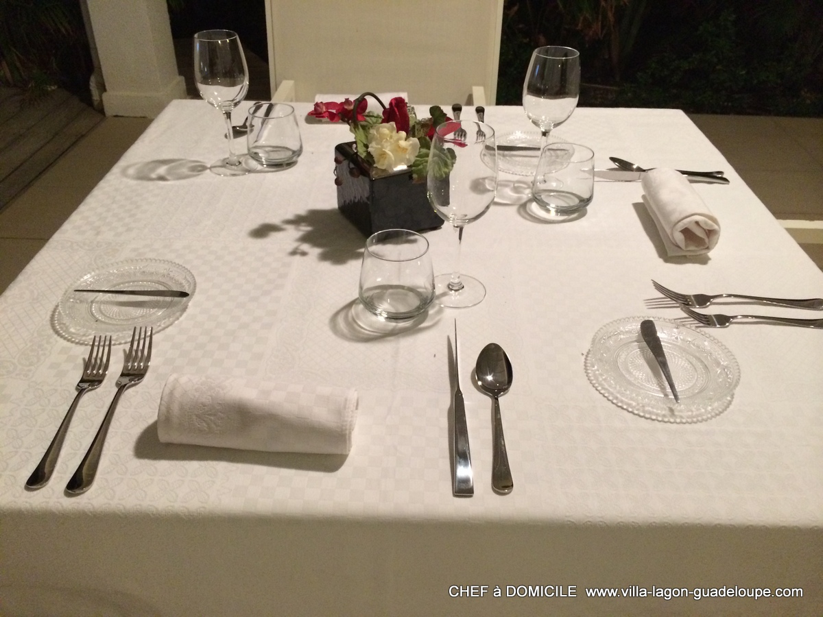 table dressée du chef cuisinier à Domicile